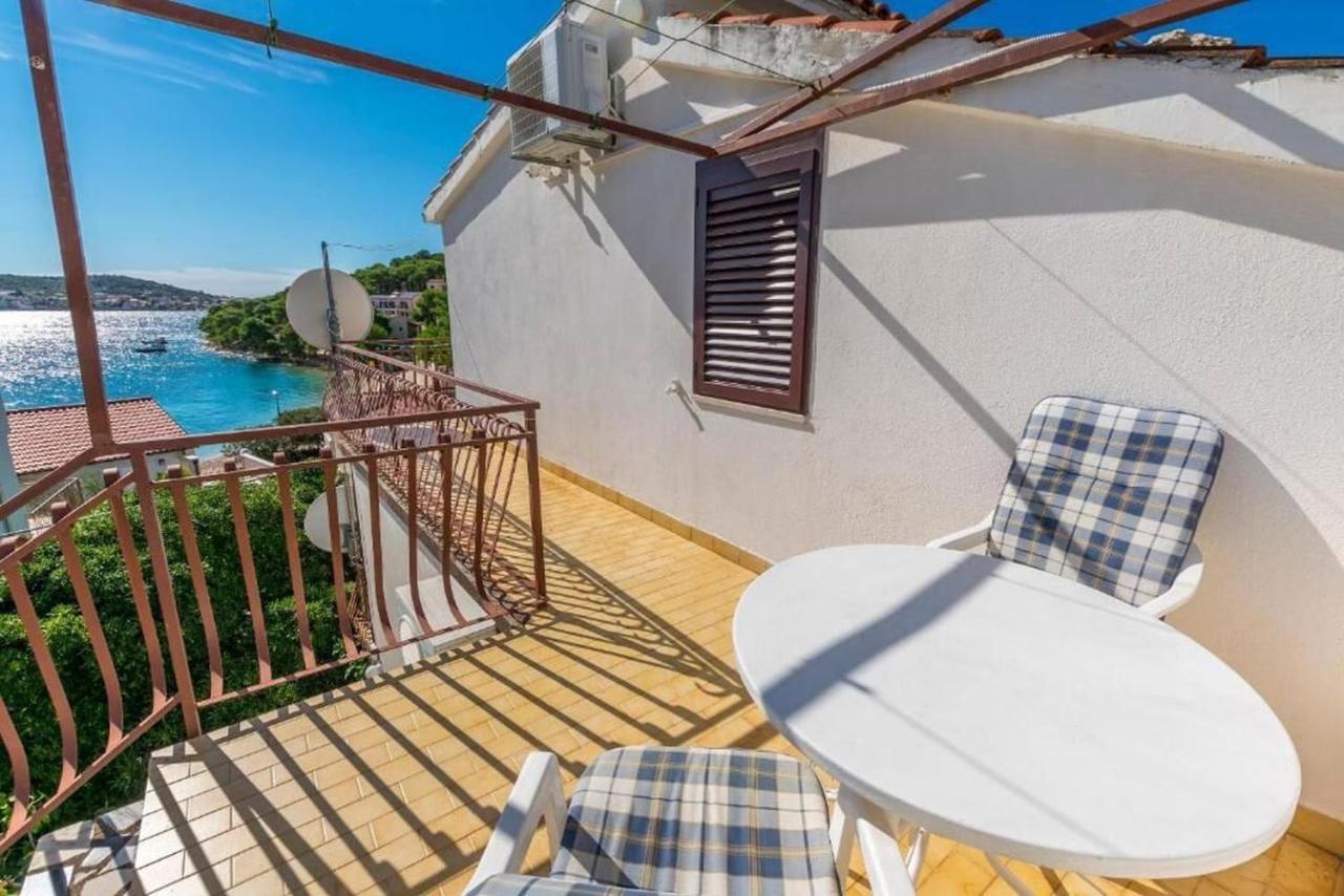 Apartments Marija Rogoznica  Luaran gambar