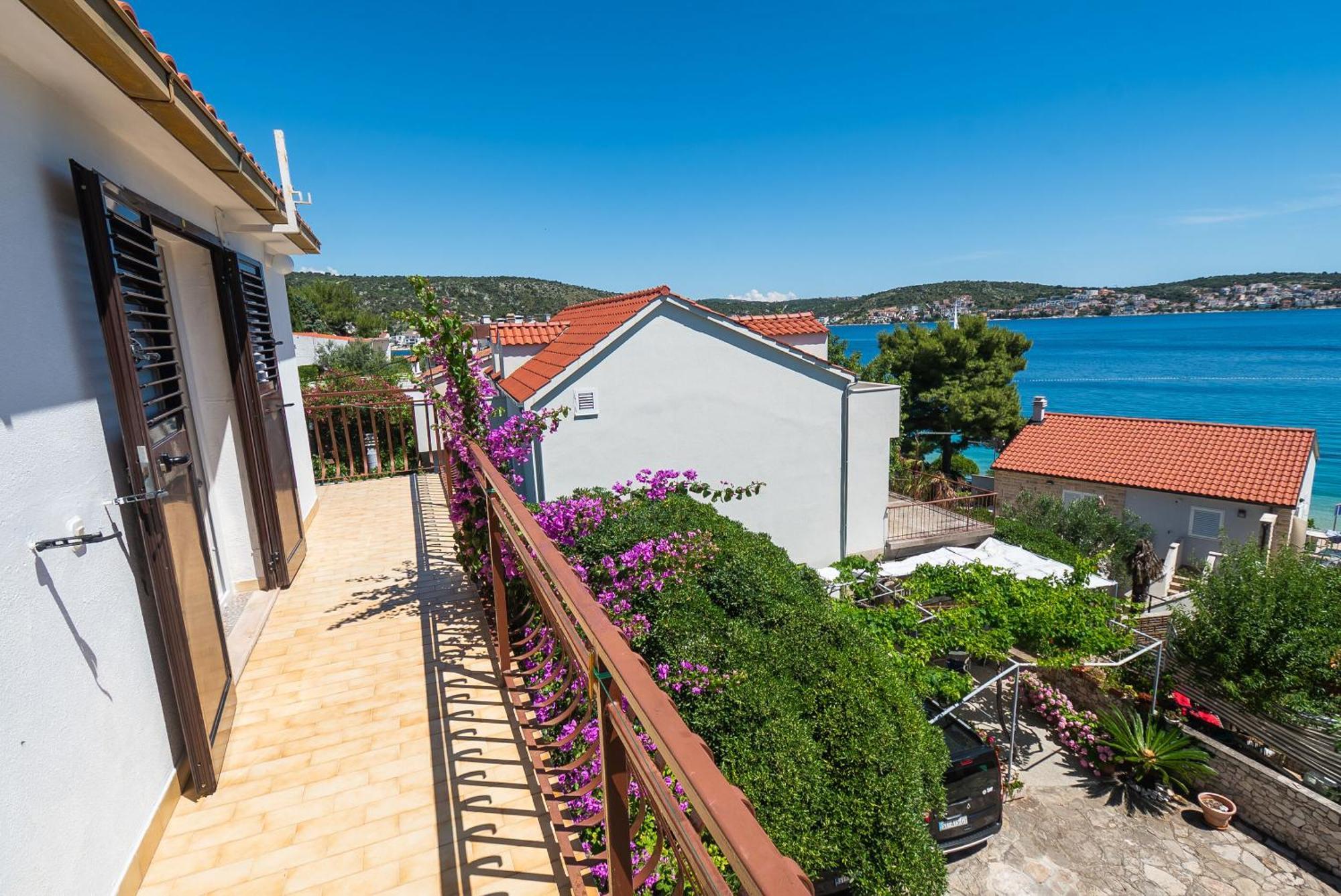Apartments Marija Rogoznica  Luaran gambar