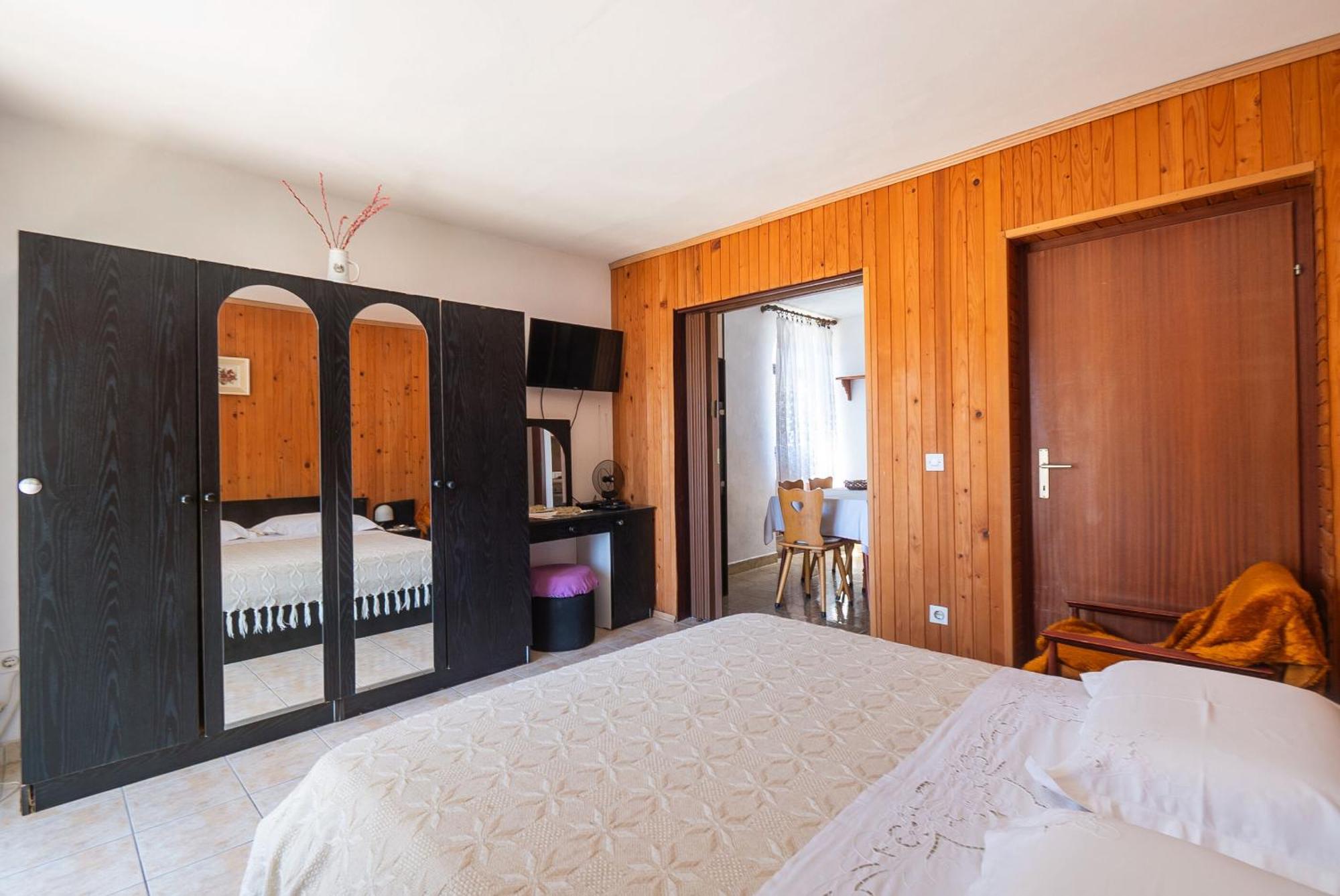 Apartments Marija Rogoznica  Luaran gambar